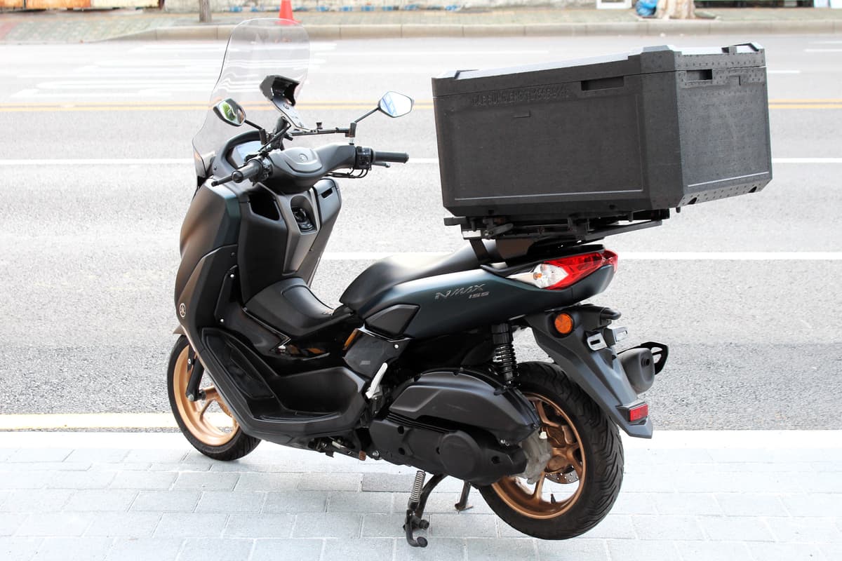 야마하 NMAX 155 6