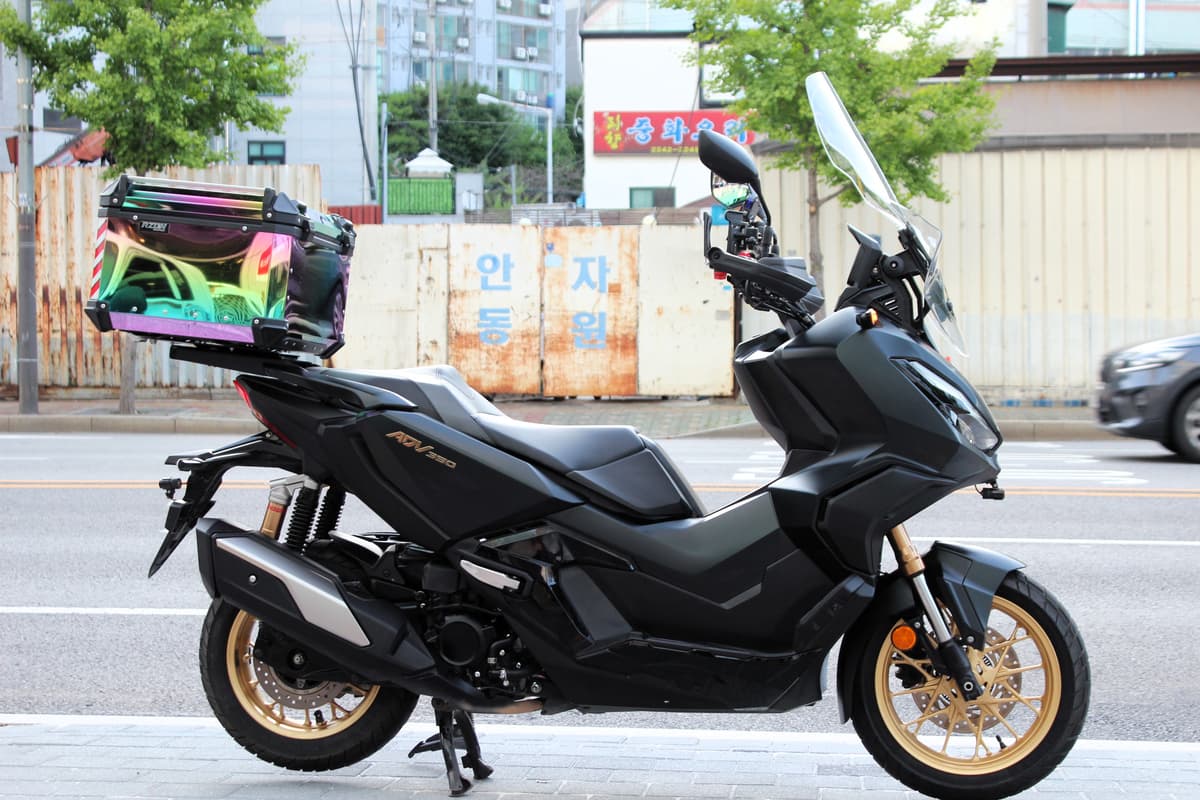 혼다 ADV 350 2