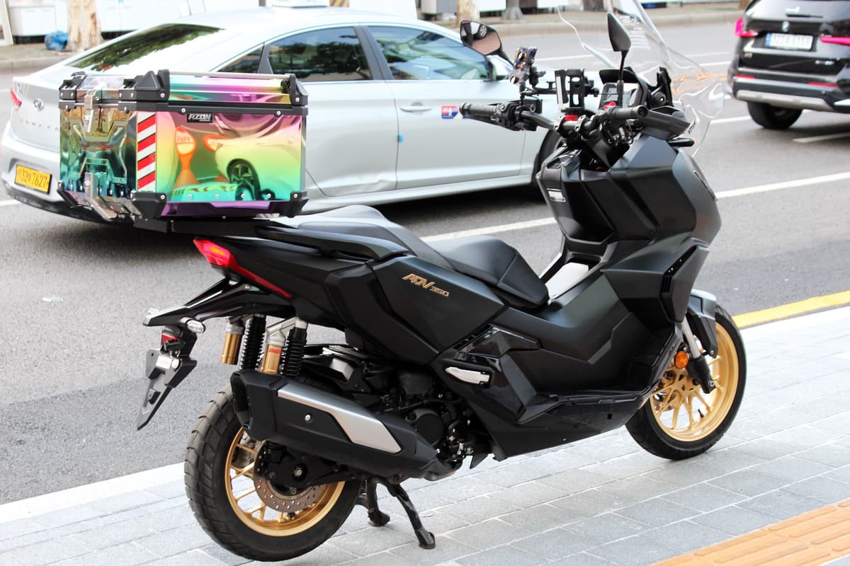 혼다 ADV 350 3