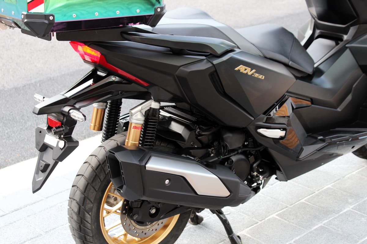 혼다 ADV 350 5