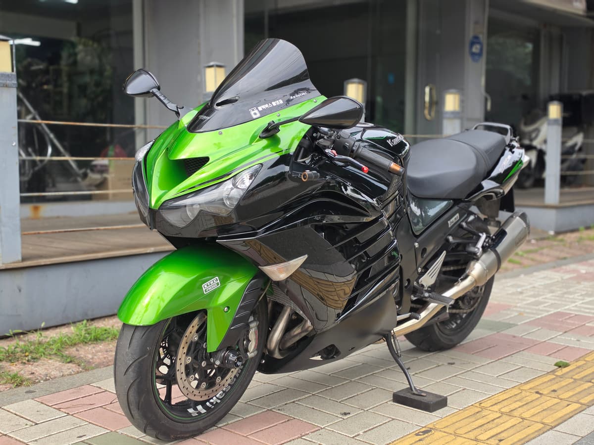 가와사키 ZZR 1400 올린즈 에디션 1