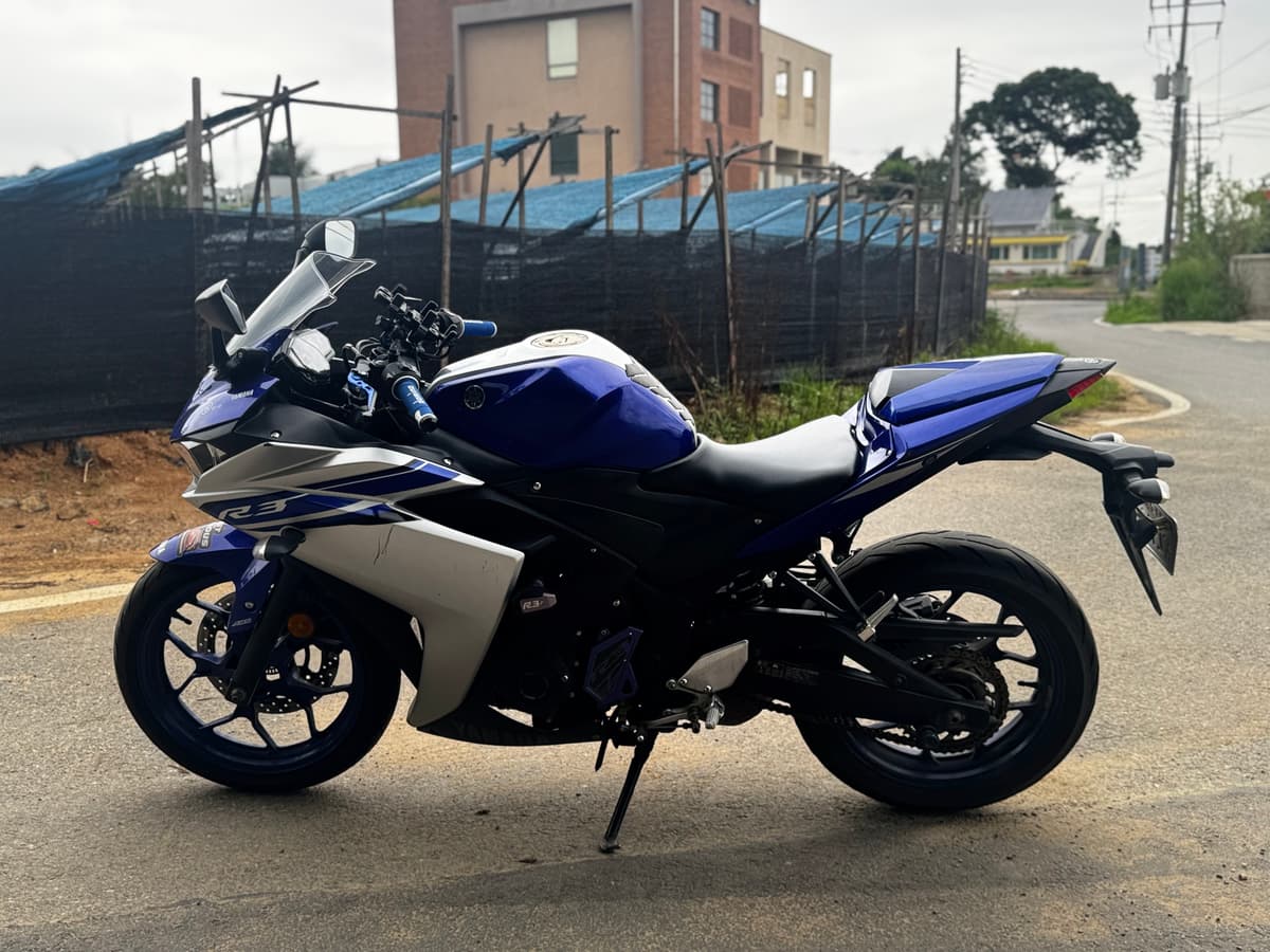 야마하 YZF R3 4