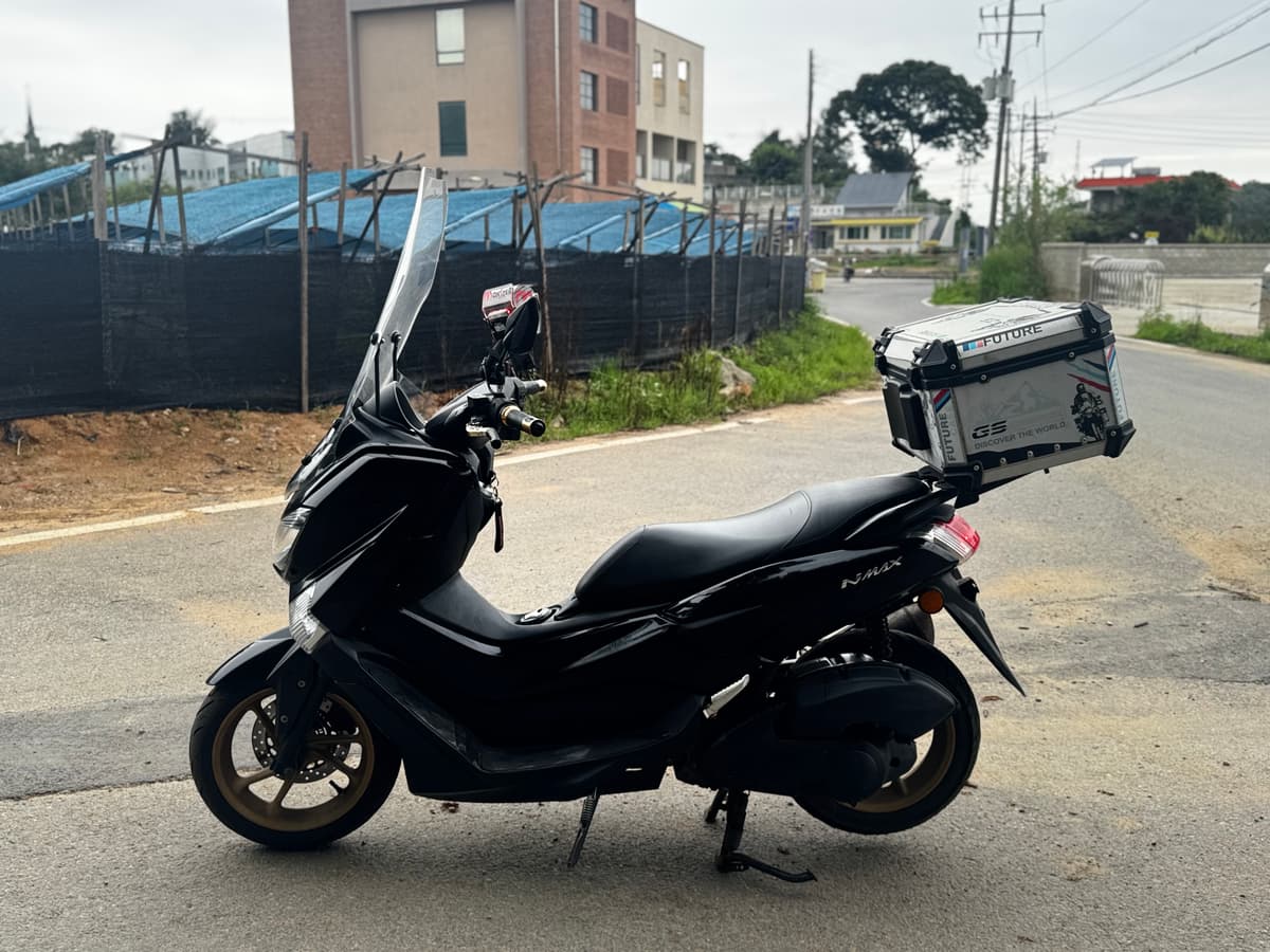 야마하 NMAX 125 4