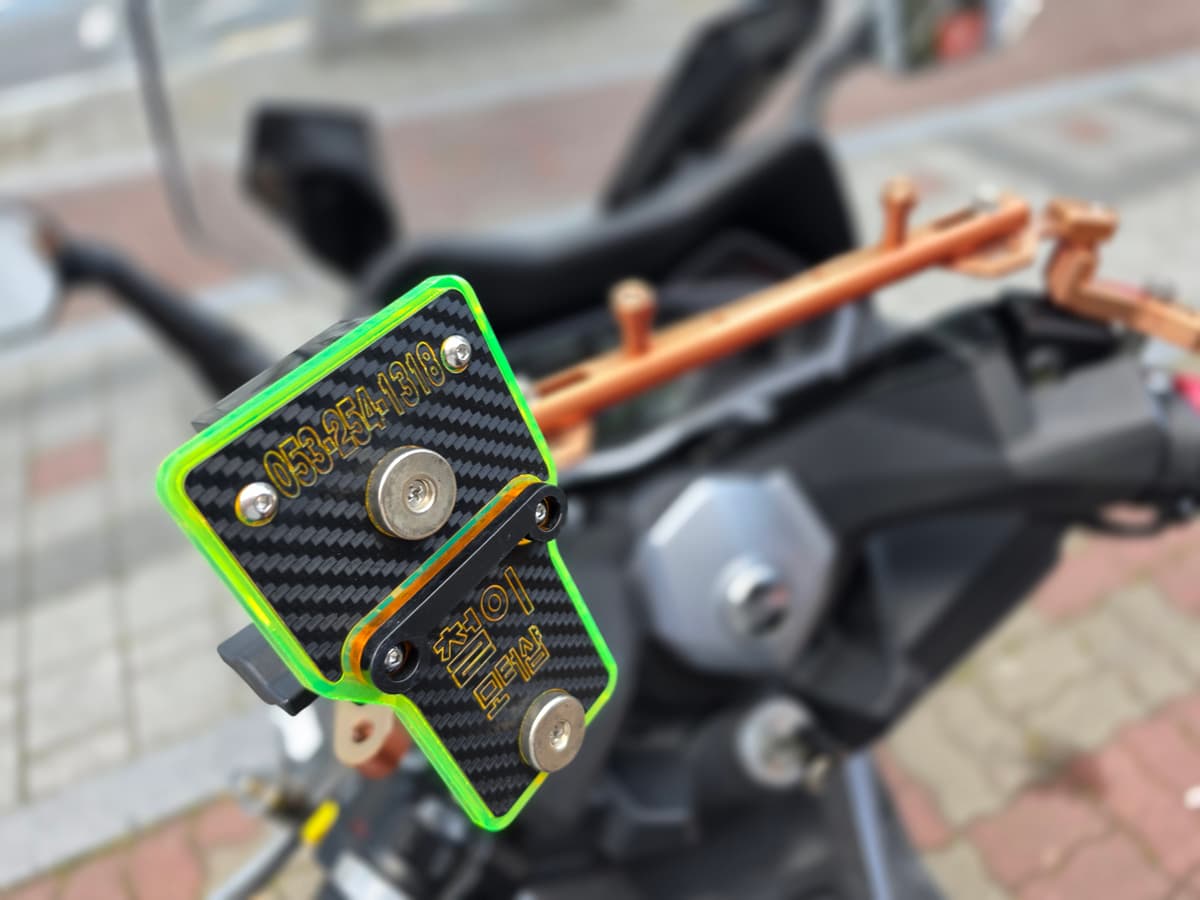 SYM 크루심 300 알파 ABS 4