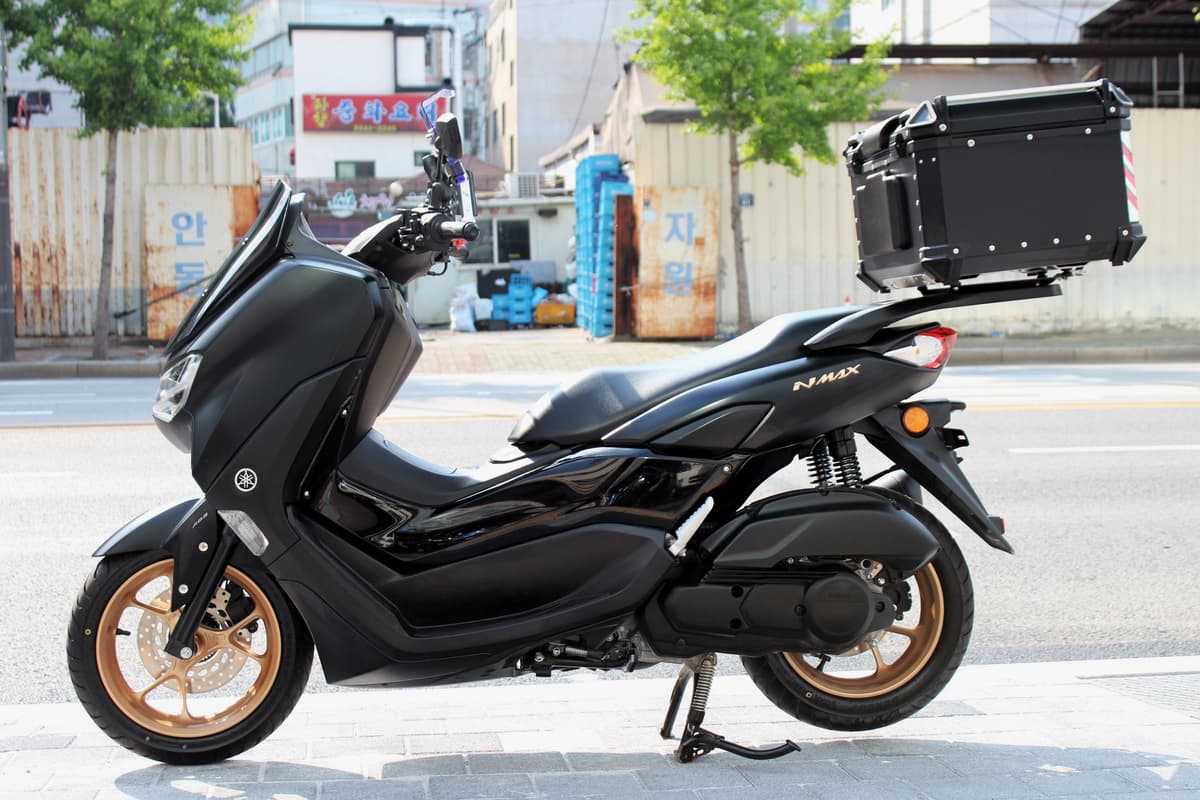야마하 NMAX 125 5