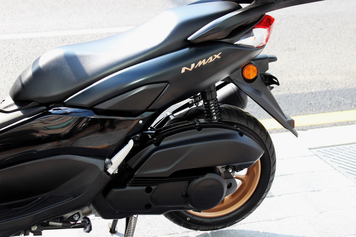 야마하 NMAX 125 7