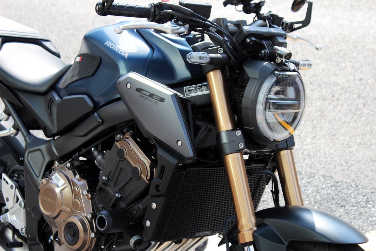 혼다 CB 650 R 18