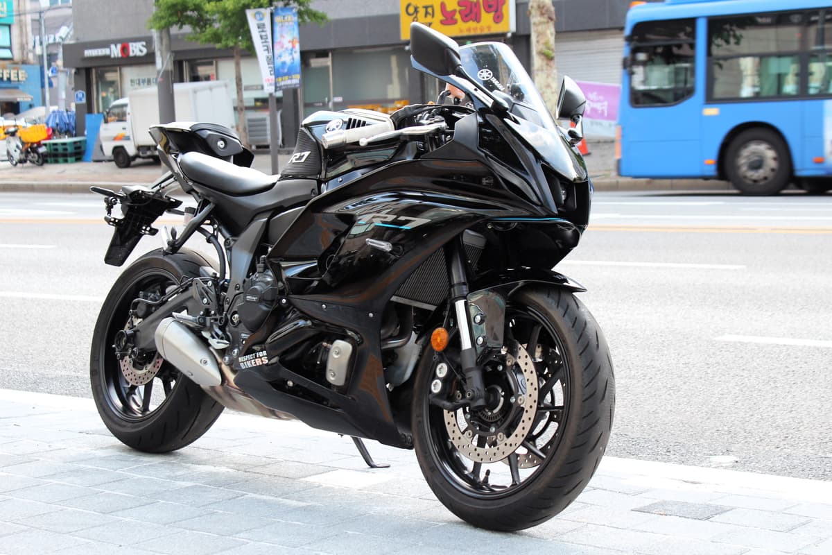 야마하 YZF R7 1