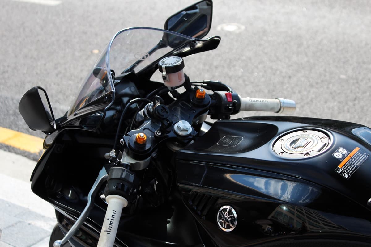 야마하 YZF R7 9