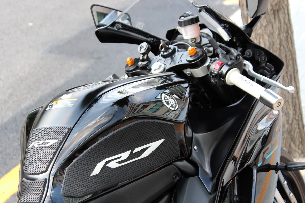 야마하 YZF R7 16