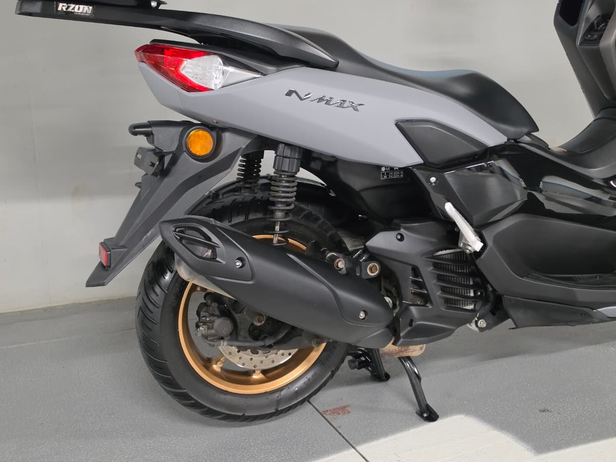 야마하 NMAX 125 7