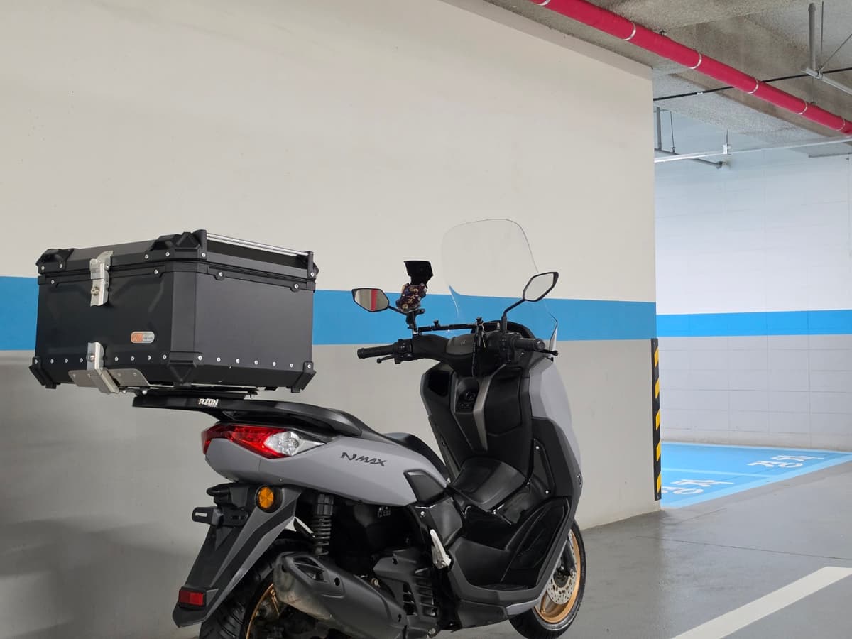야마하 NMAX 125 8