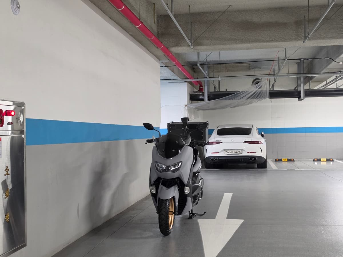 야마하 NMAX 125 10