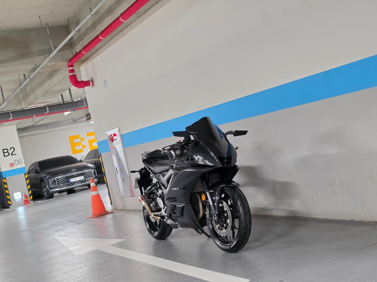 야마하 YZF R3 4