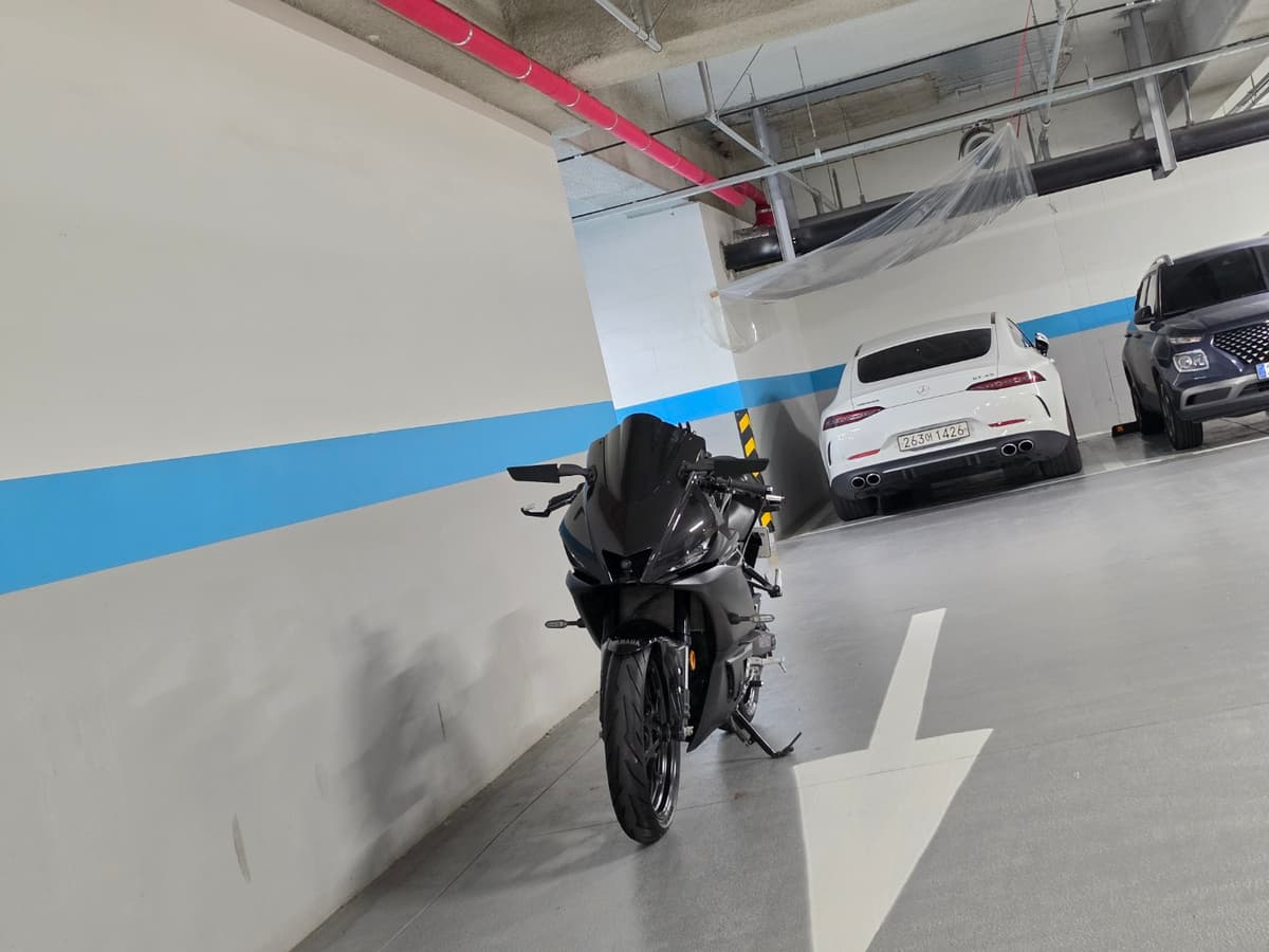 야마하 YZF R3 10