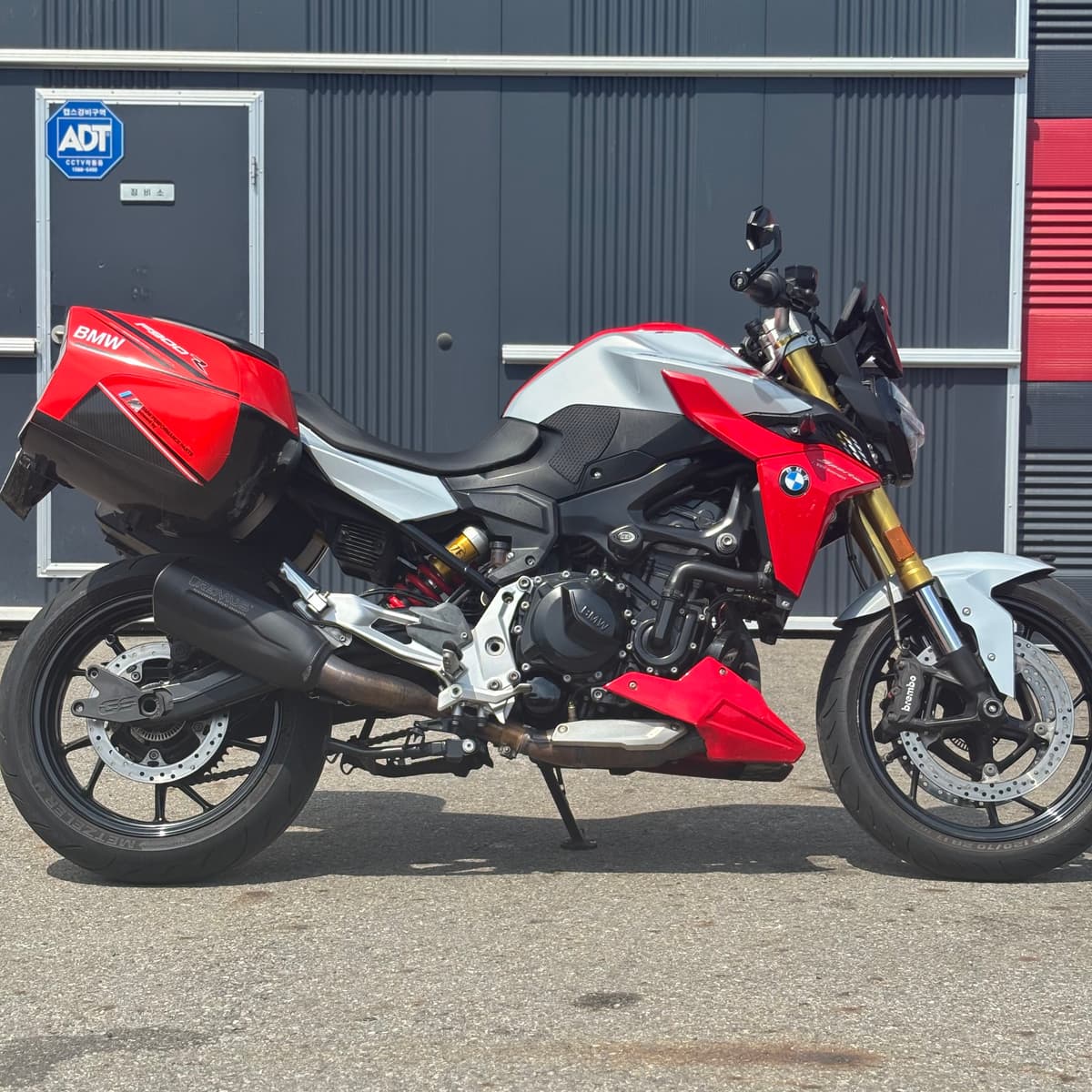 BMW F 900 R 4