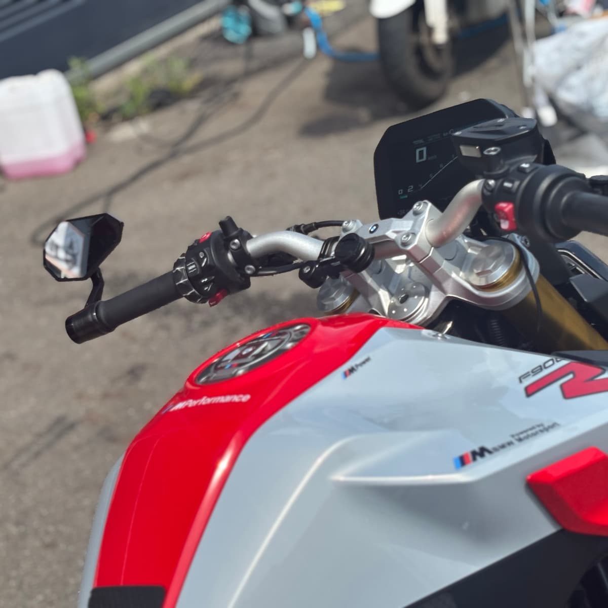 BMW F 900 R 8