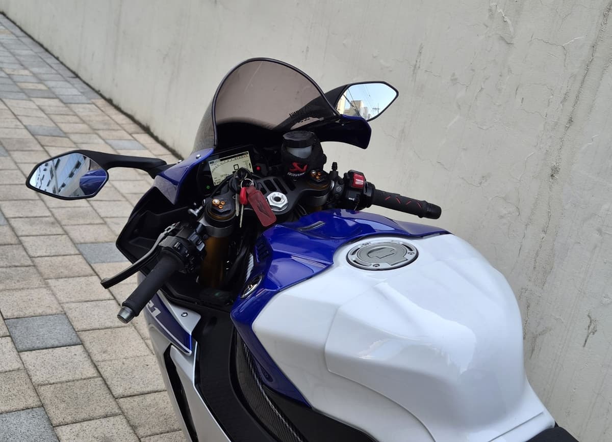 야마하 YZF R1 10