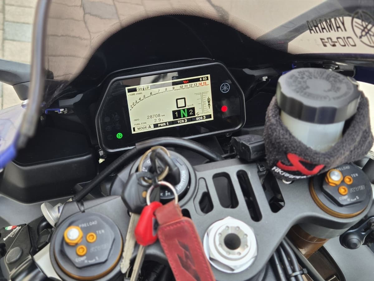 야마하 YZF R1 11