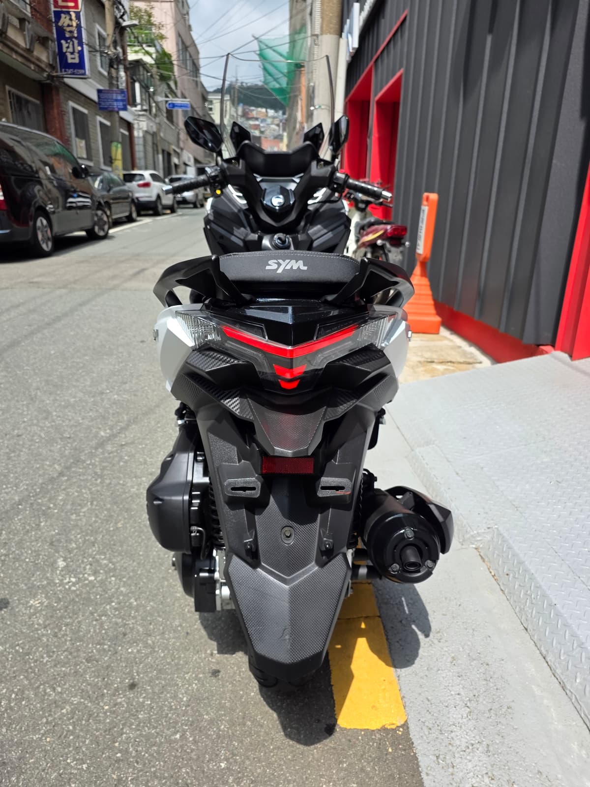 SYM 크루심 300 알파 ABS 16