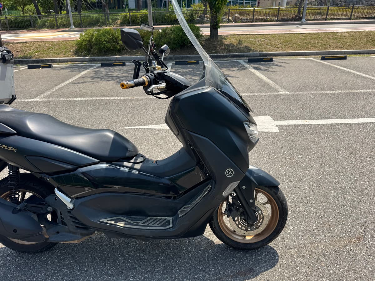 야마하 NMAX 125 9