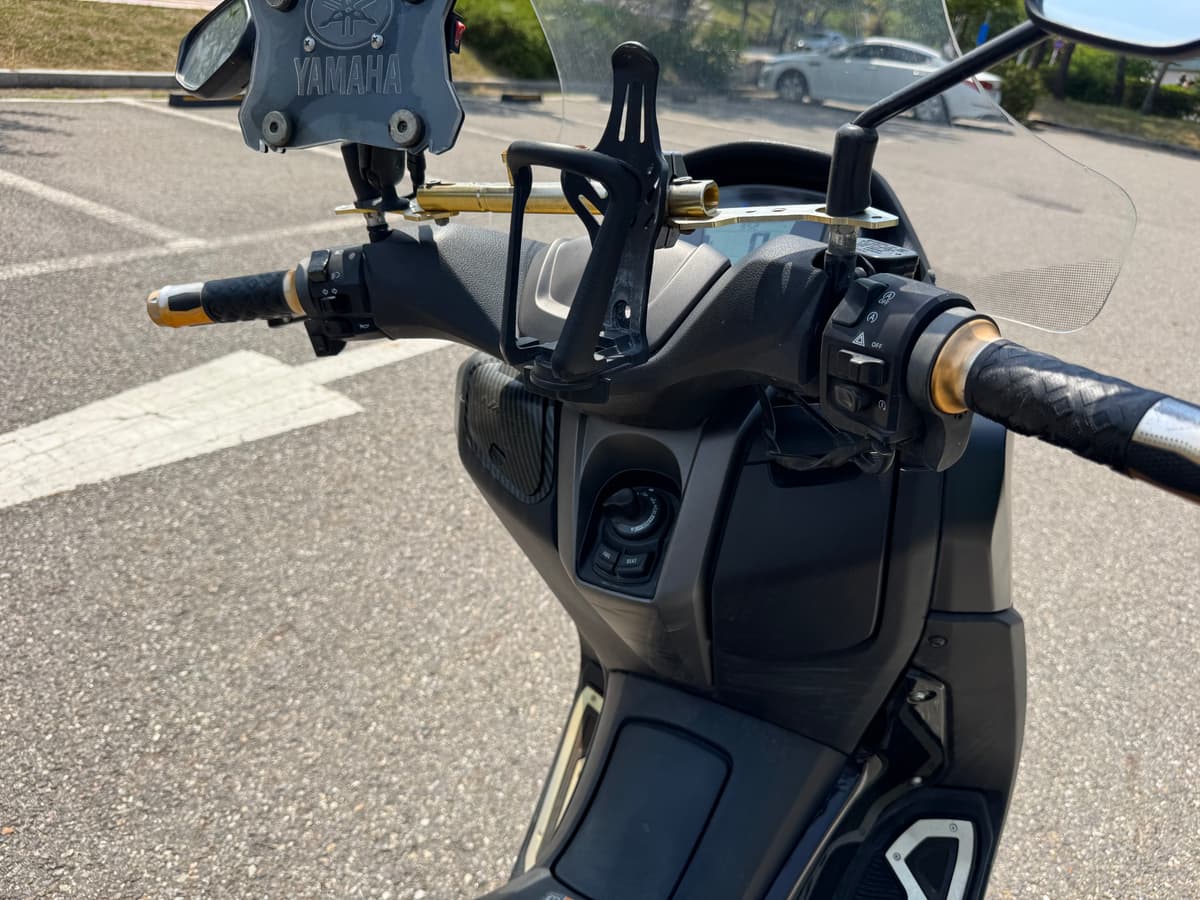 야마하 NMAX 125 18