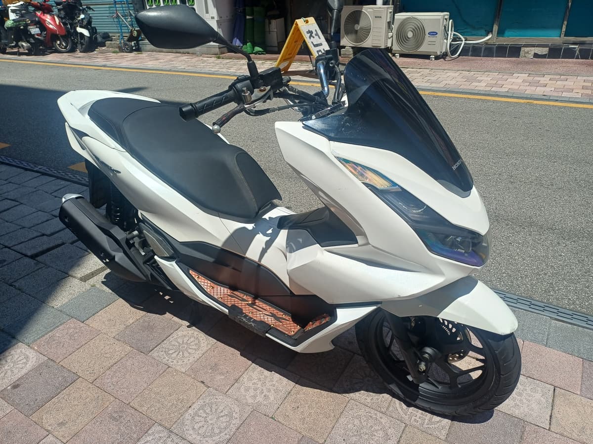 혼다 PCX 125 8