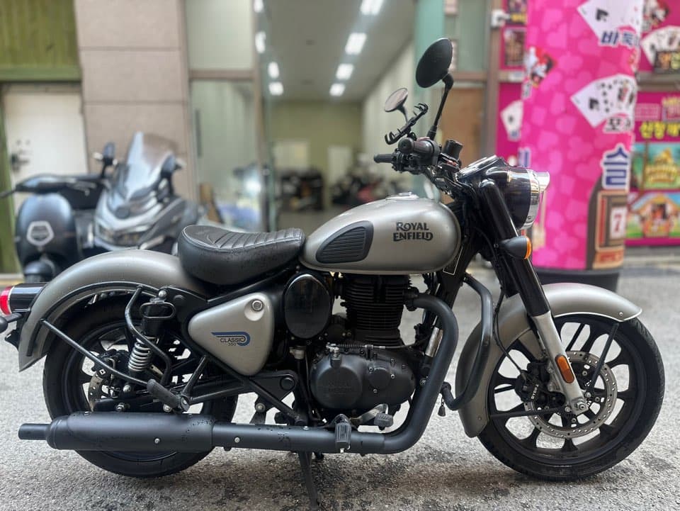 로얄엔필드 클래식 350 3