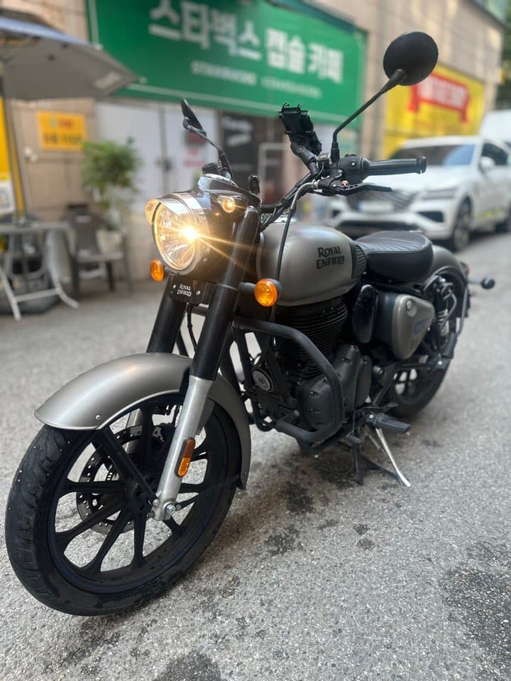 로얄엔필드 클래식 350 8