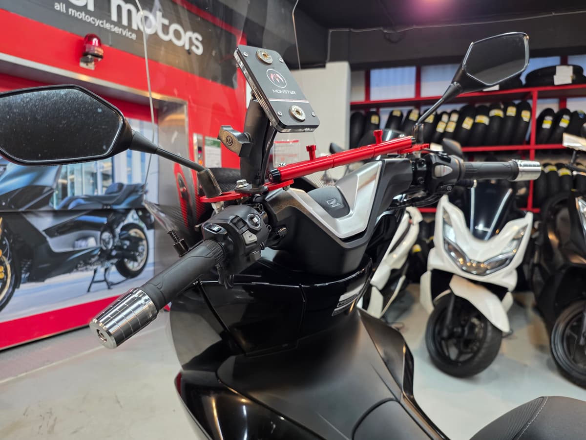 혼다 PCX 125 7