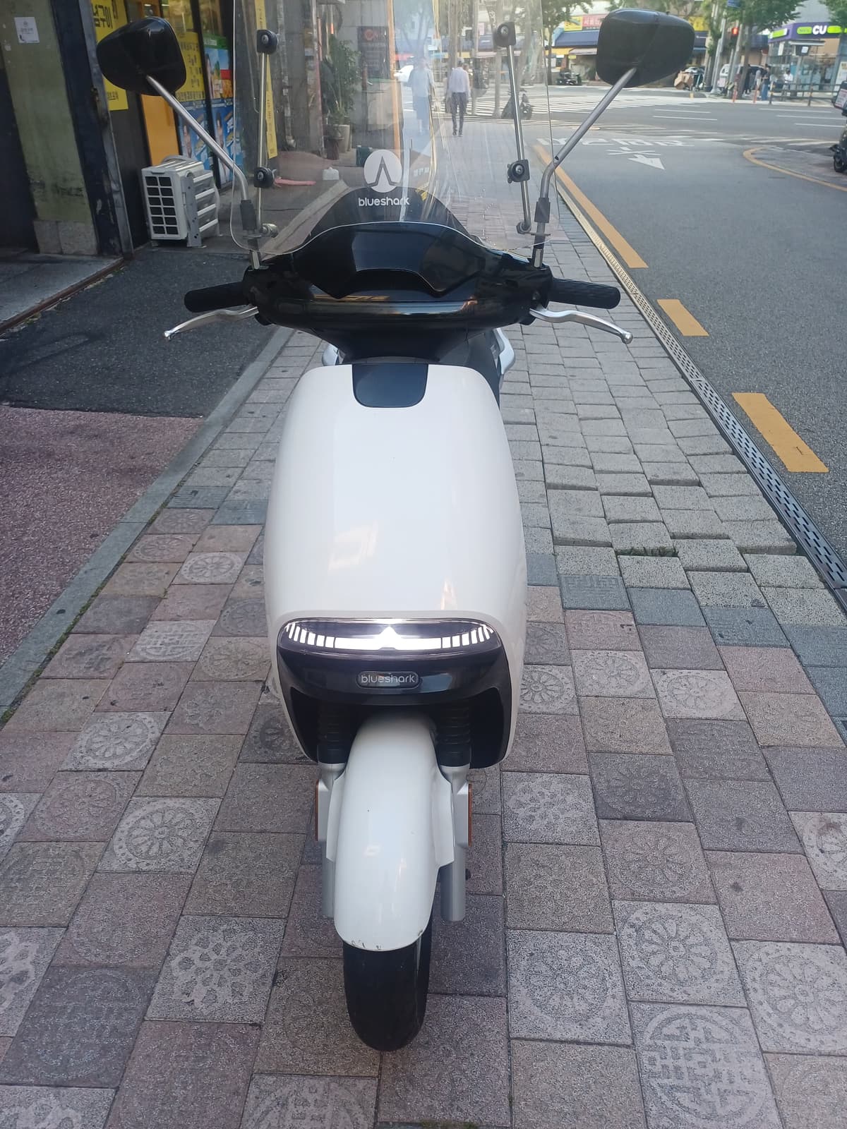 블루샤크 블루샤크 R1 1