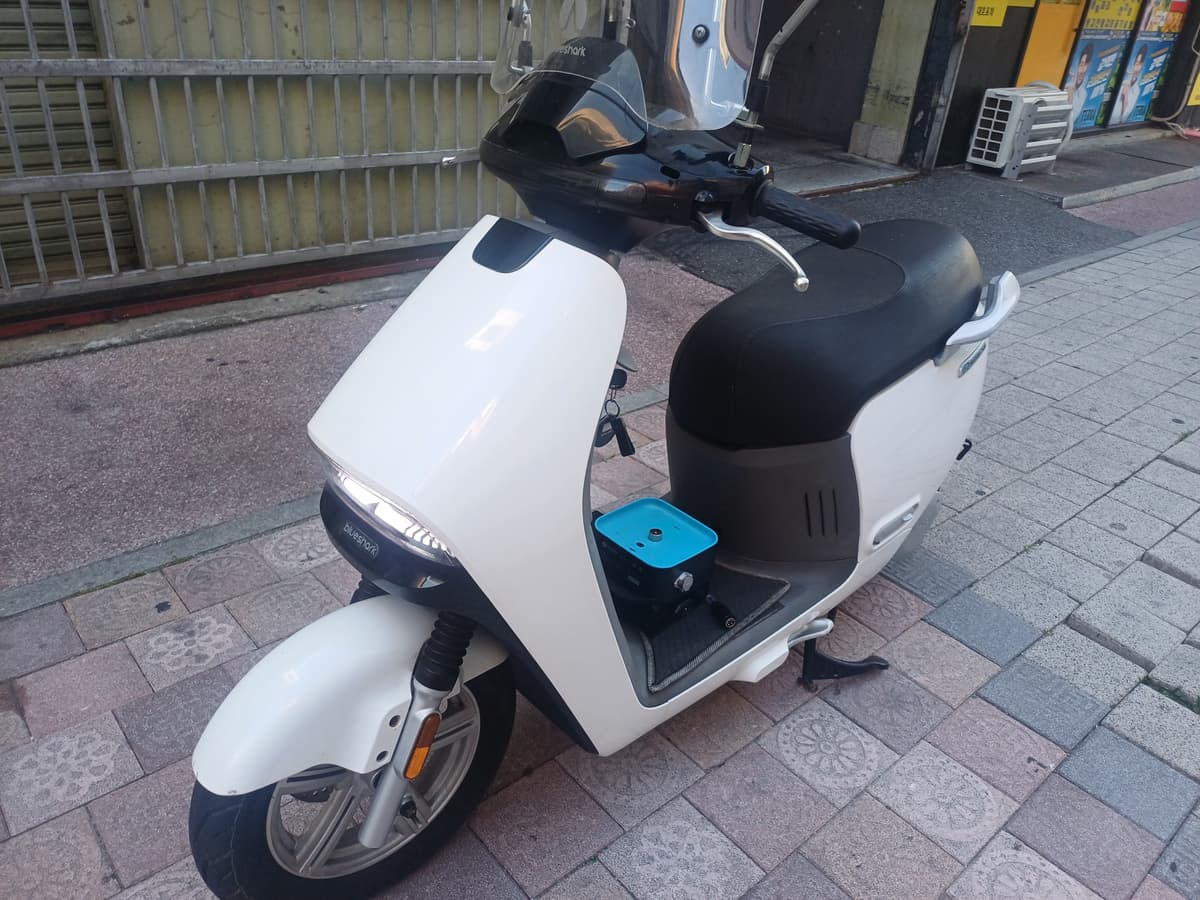 블루샤크 블루샤크 R1 2