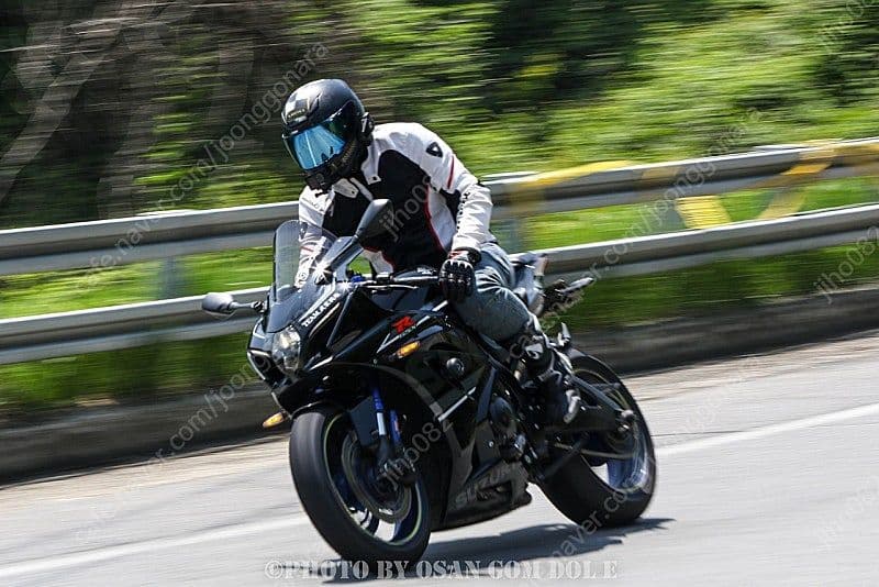 스즈키 GSX R 1000 R 3