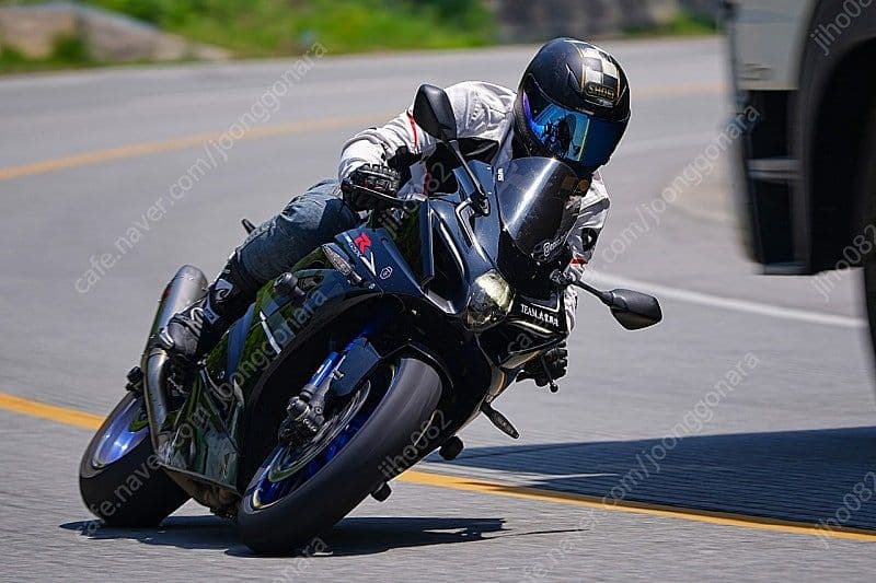 스즈키 GSX R 1000 R 4