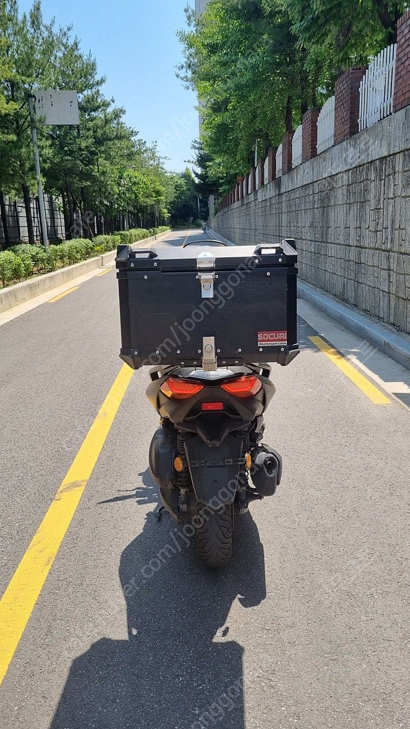 야마하 XMAX 300 ABS more