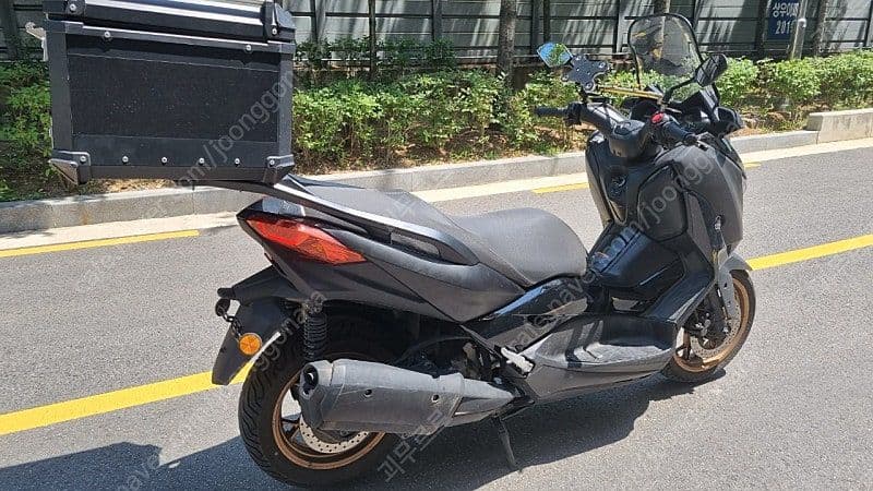 야마하 XMAX 300 ABS 4