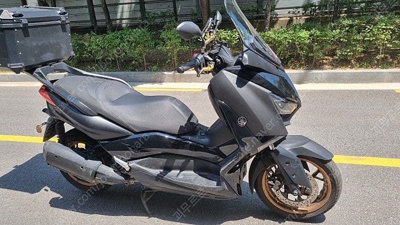 야마하 XMAX 300 ABS 5