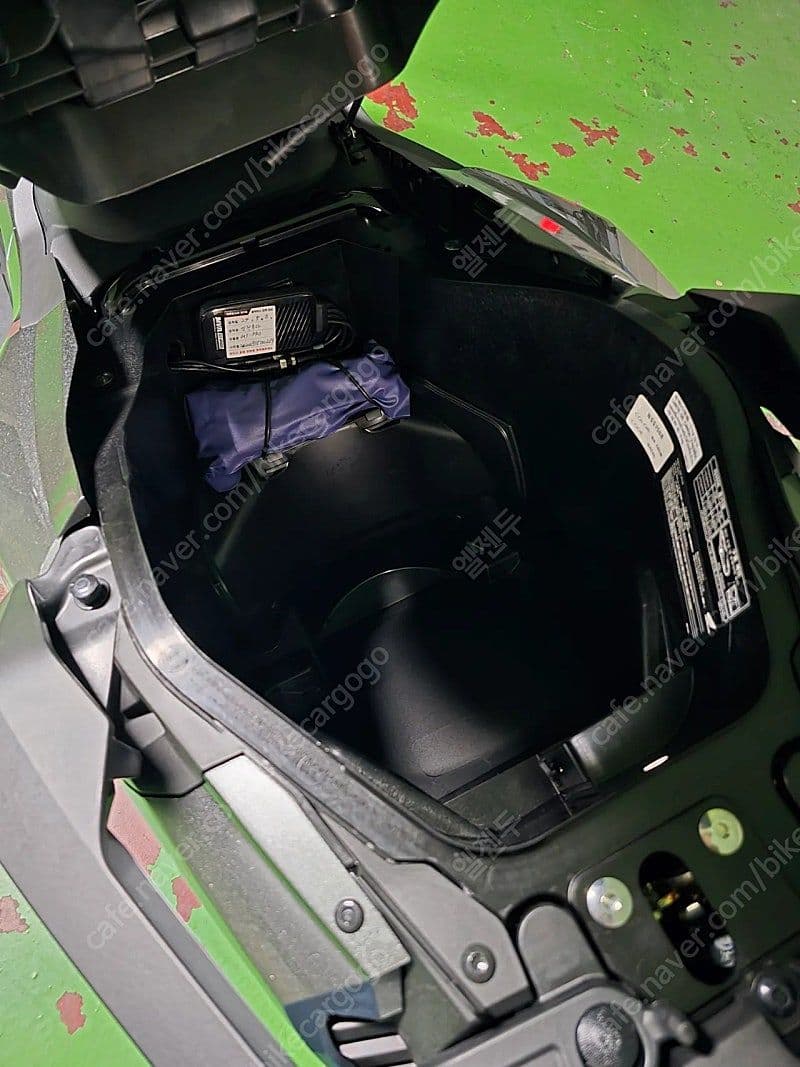 혼다 포르자 750 9