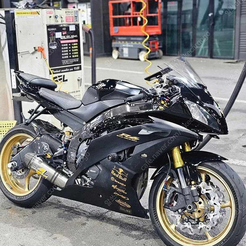 야마하 YZF R6 more