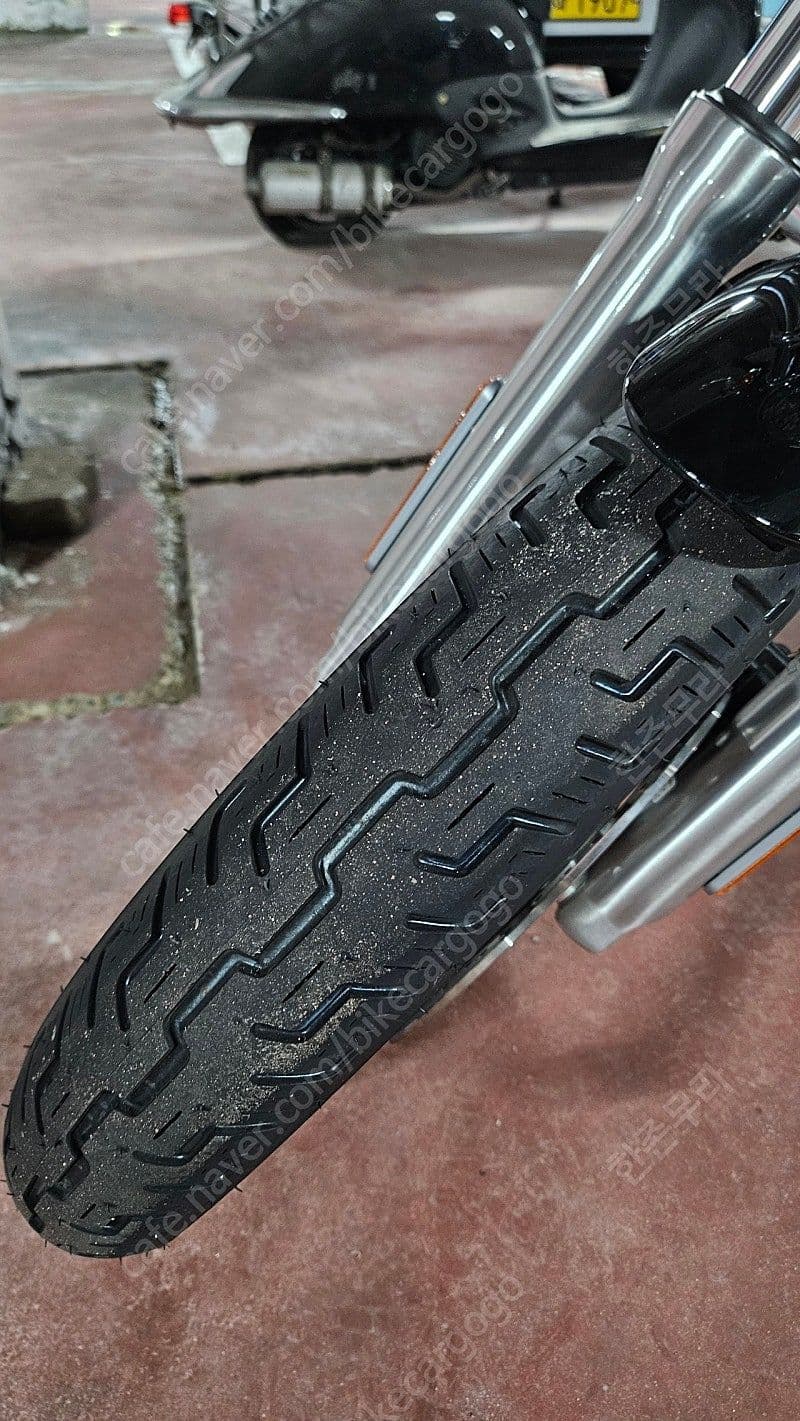 할리데이비슨 소프테일 스탠다드 4