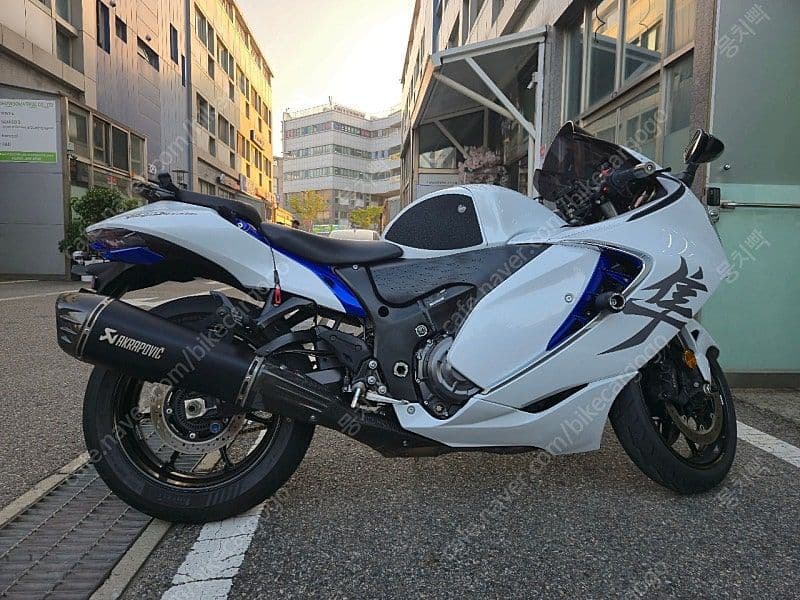 스즈키 하야부사 4