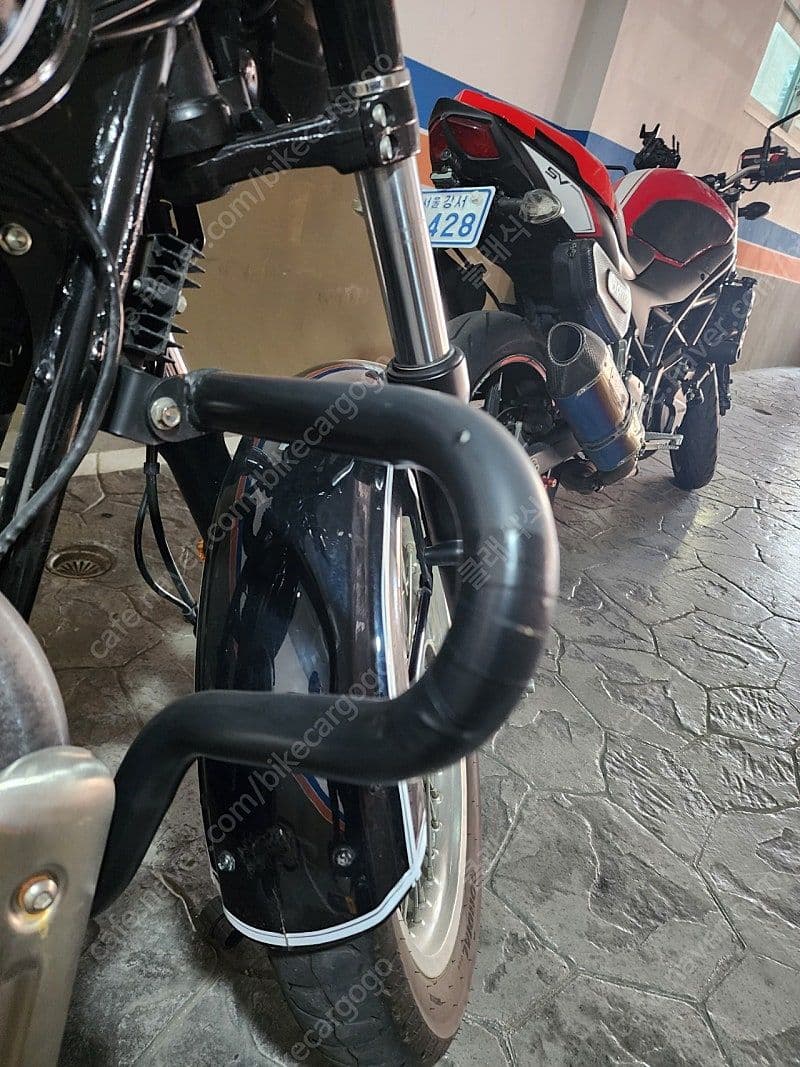 베넬리 임페리알레 400 ABS more