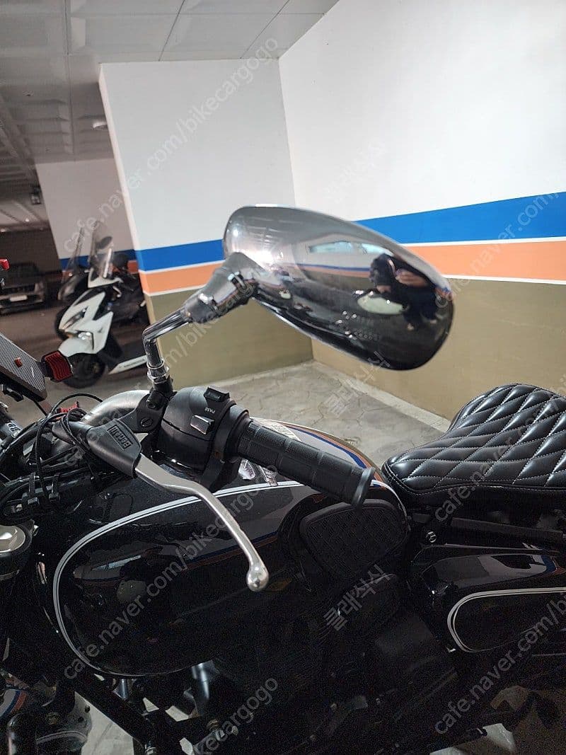 베넬리 임페리알레 400 ABS 5