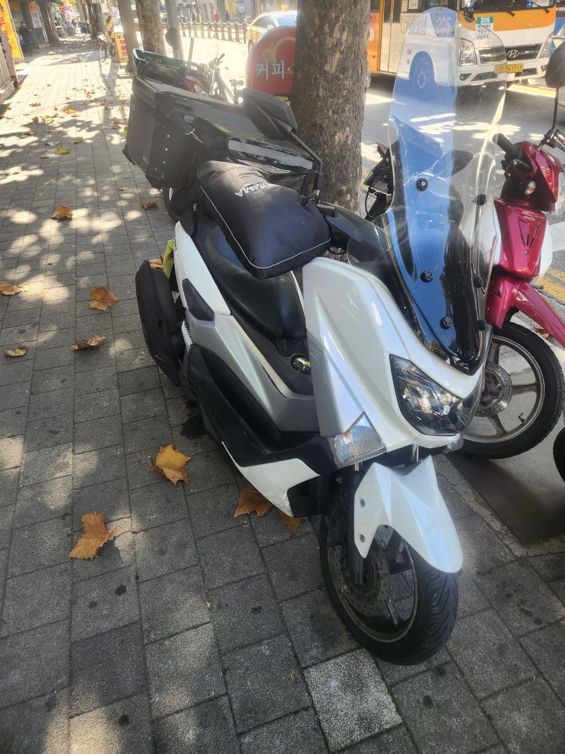 야마하 NMAX 125 1