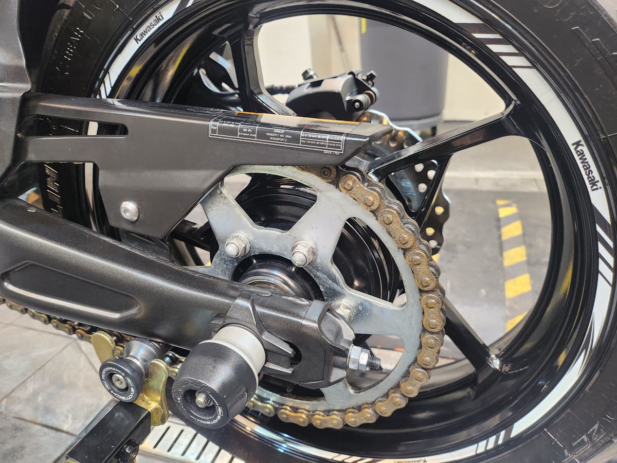 가와사키 닌자 650 more