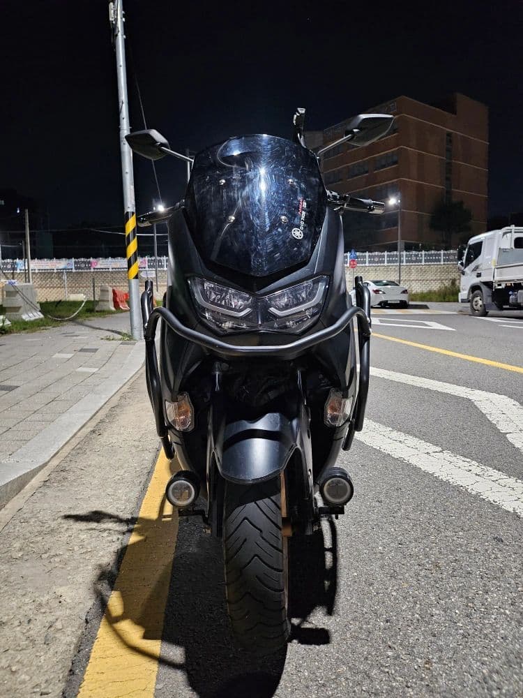 야마하 NMAX 125 1