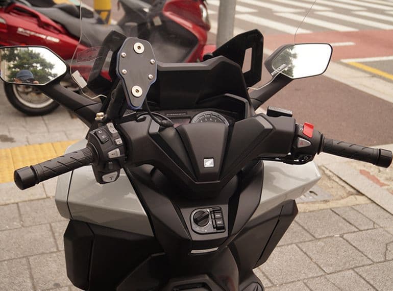 혼다 포르자 350 7