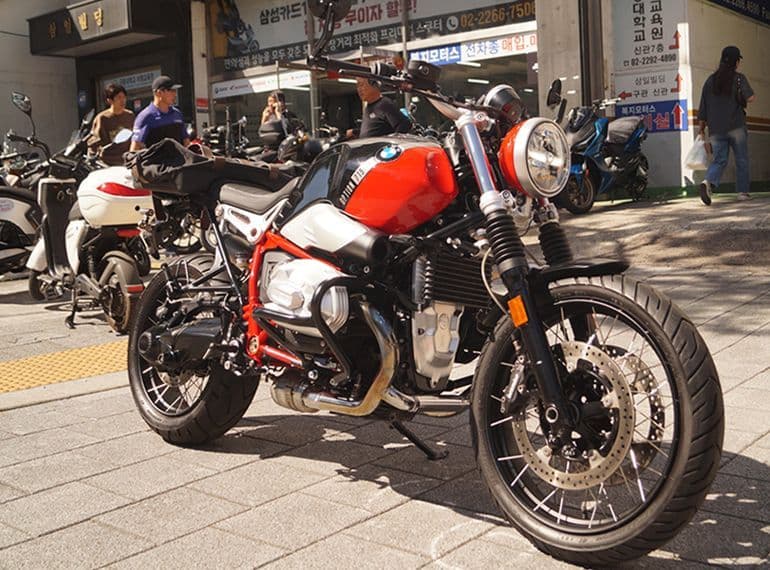 BMW R nine T 스크램블러 2