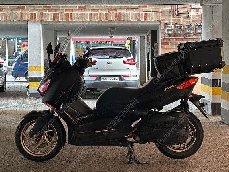야마하 XMAX 300 ABS 5