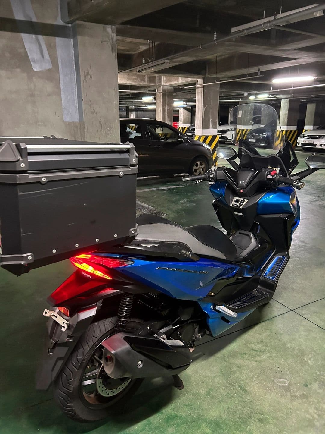 혼다 포르자 350 2